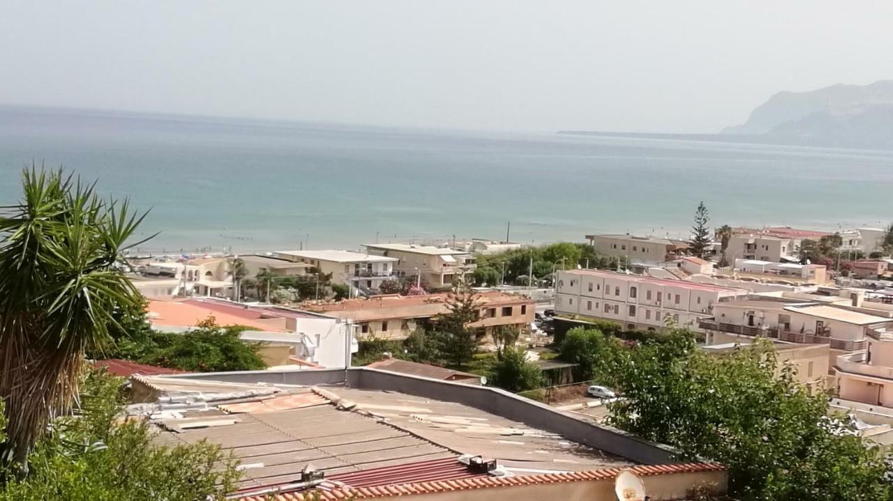 La Casa Delle Ginestre Vila Alcamo Marina Exterior foto